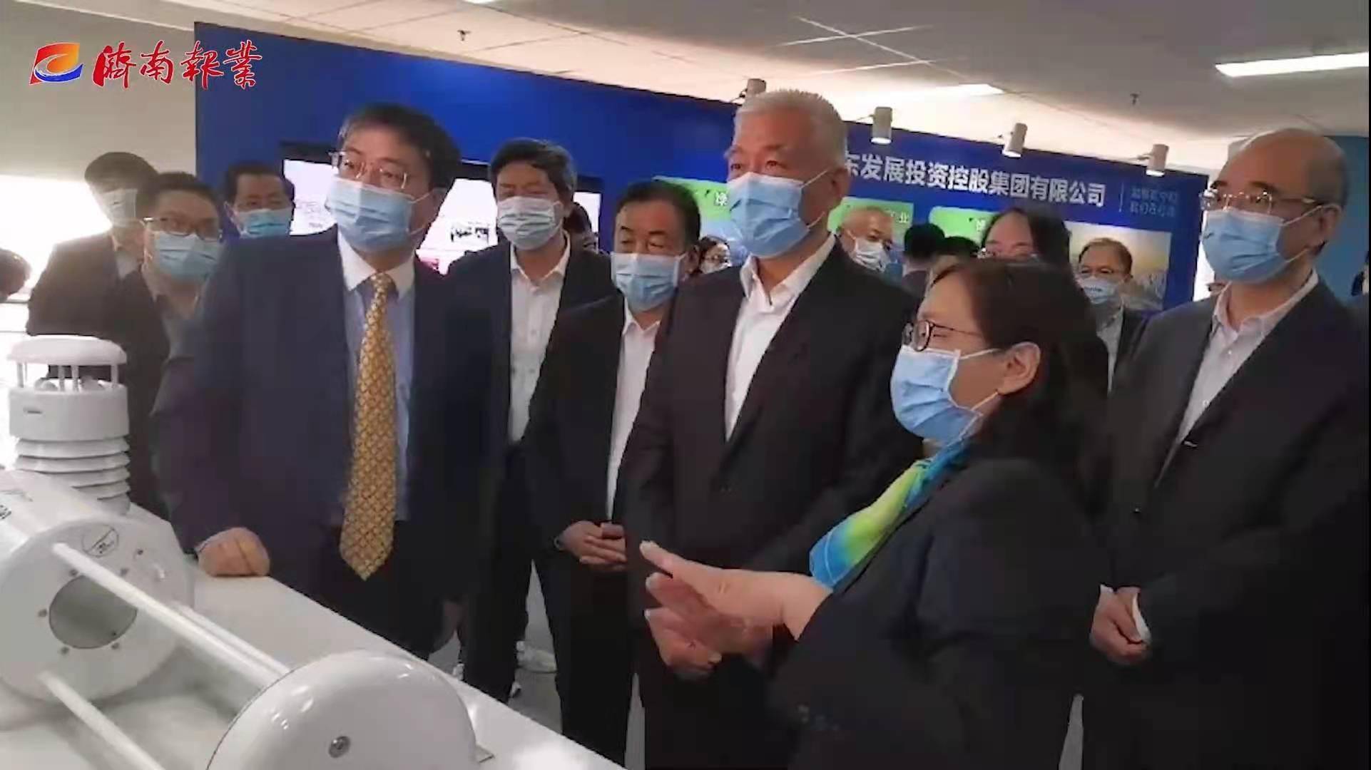 科技部部长王志刚参观海尔欣HT-8700大气氨分析仪