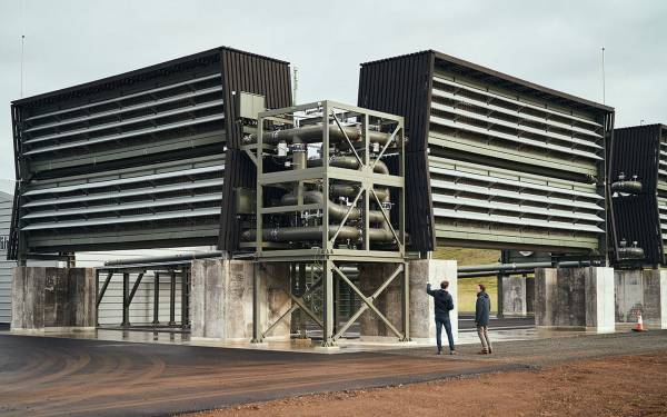 Orca工厂由可堆叠的二氧化碳收集器单元组成