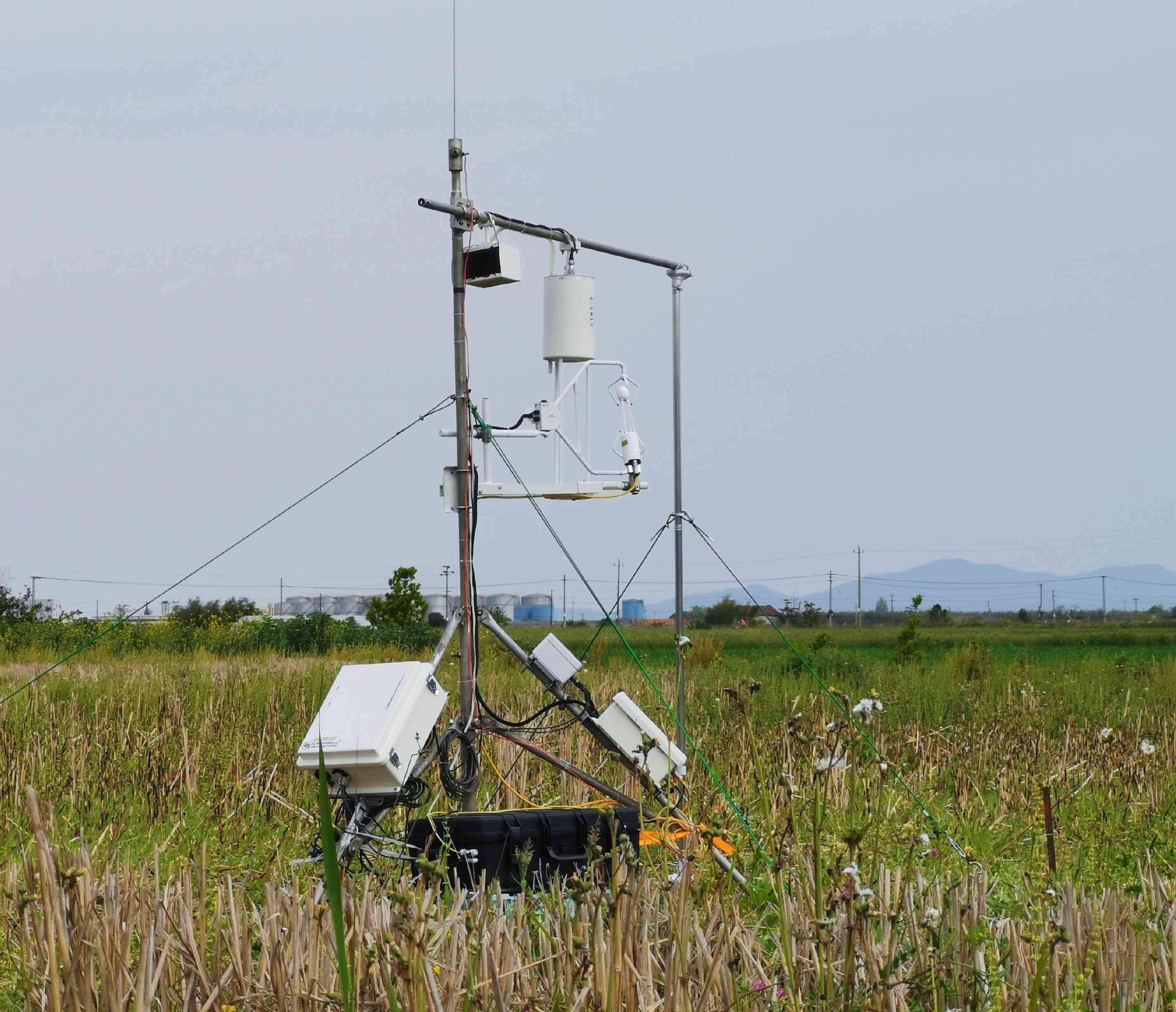 HT-8700 大气氨本底激光开路分析仪野外观测系统